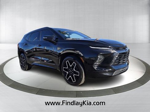 Used 2023 Chevrolet Blazer RS w/ Driver Confidence II Package image 3