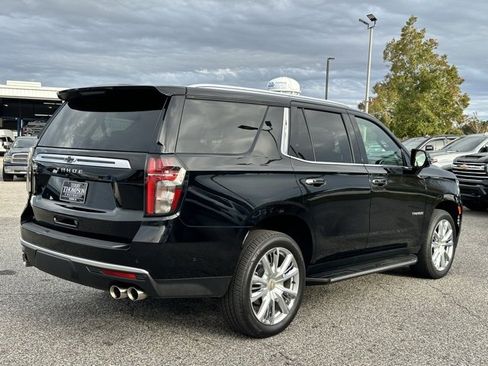 Used 2024 Chevrolet Tahoe High Country w/ Advanced Technology Package image 32