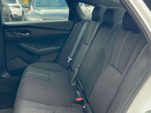 Used 2025 Honda Accord Sport image 27
