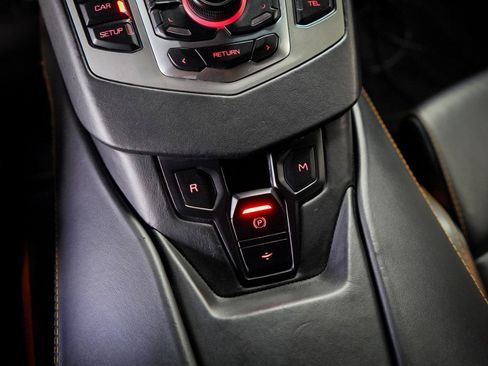Used 2018 Lamborghini Aventador S AWD/4WD image 20