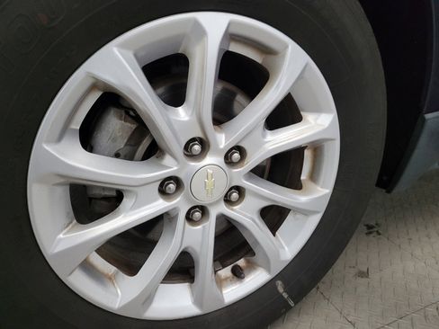 Used 2019 Chevrolet Equinox LT FWD image 31