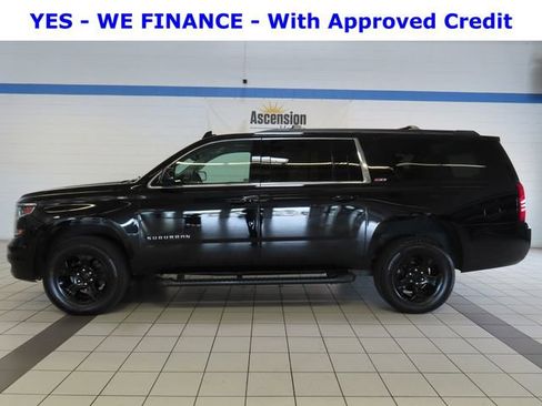 Used 2020 Chevrolet Suburban LT AWD/4WD image 3