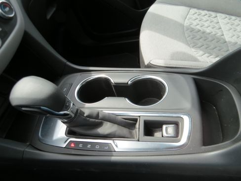 Used 2022 Chevrolet Equinox LT FWD image 20