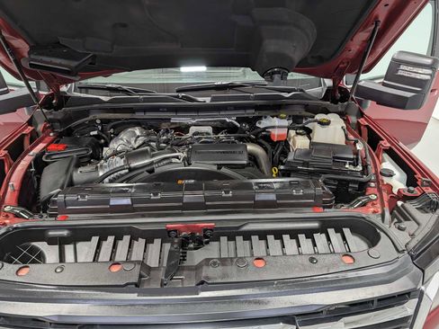 Used 2024 GMC Sierra 2500 SLE w/ SLE Value Package; image 13