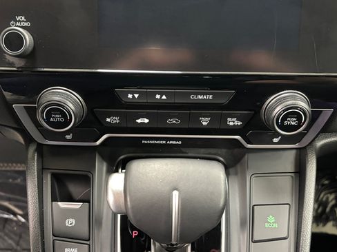 Used 2017 Honda CR-V Touring image 26
