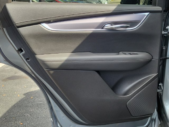 Certified 2024 Cadillac XT6 Luxury AWD/4WD image 15