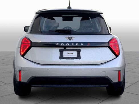 Used 2025 MINI Cooper S image 4