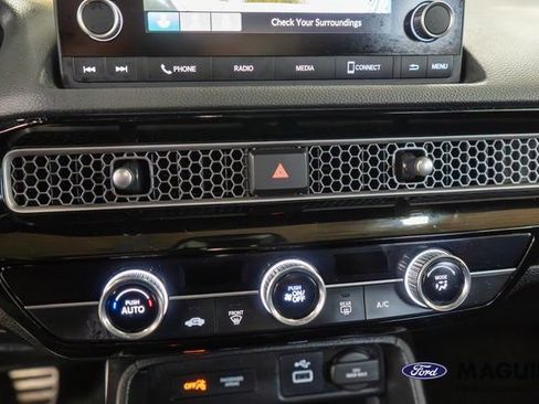 Used 2024 Honda Civic Sport image 28
