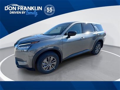 New 2025 Nissan Pathfinder S