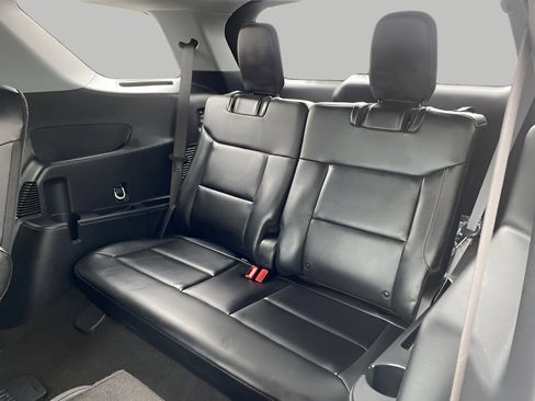 Used 2023 Ford Explorer XLT w/ Equipment Group 202A image 42