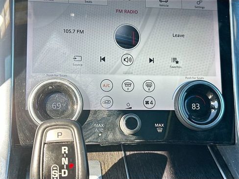 Used 2019 Land Rover Range Rover Sport HSE image 16