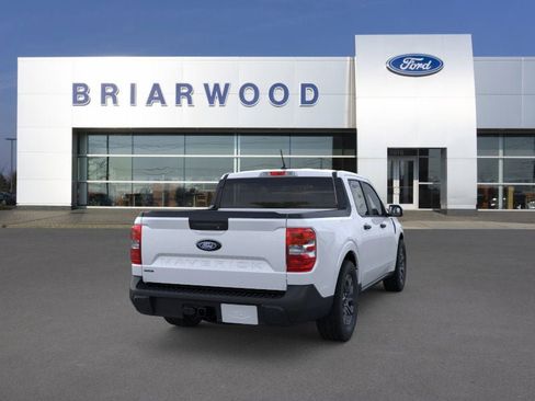 New 2025 Ford Maverick XLT w/ Equipment Group 301A image 8