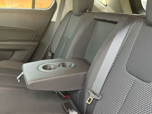 Used 2016 Chevrolet Equinox LT FWD image 30