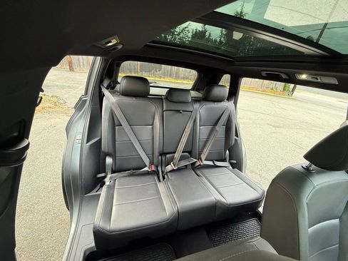 Used 2020 Volkswagen Tiguan SE R-Line w/ 3rd Row Seat Package AWD/4WD image 9