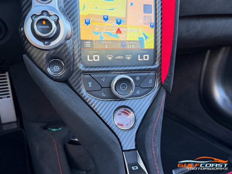 Used 2022 McLaren 765LT RWD image 20