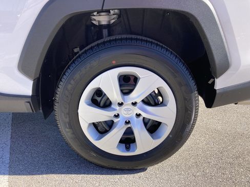 Certified 2025 Toyota RAV4 LE image 19