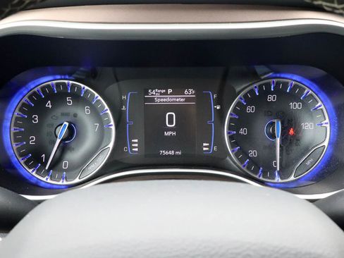 Used 2023 Chrysler Voyager LX FWD image 29