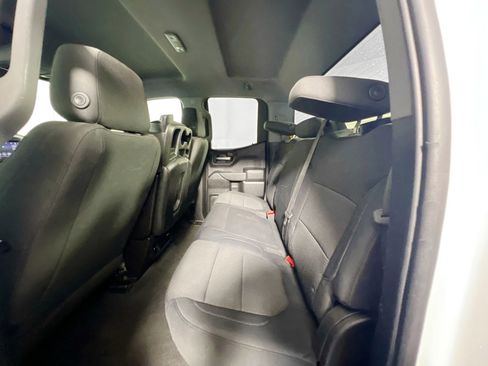 Used 2020 Chevrolet Silverado 1500 Custom w/ Custom Value Package RWD image 28