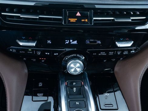 Certified 2023 Acura MDX SH-AWD w/ Advance Package image 38