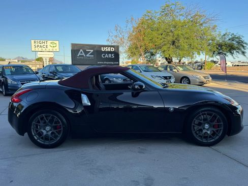 Used 2014 Nissan 370Z Touring w/ Sport Package RWD image 39