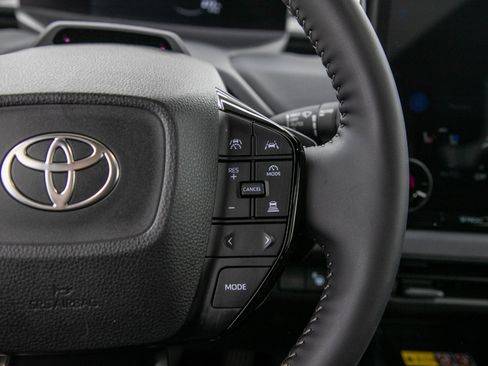 Certified 2026 Toyota bZ AWD/4WD image 28