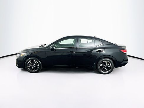 Used 2024 Nissan Sentra SV image 4