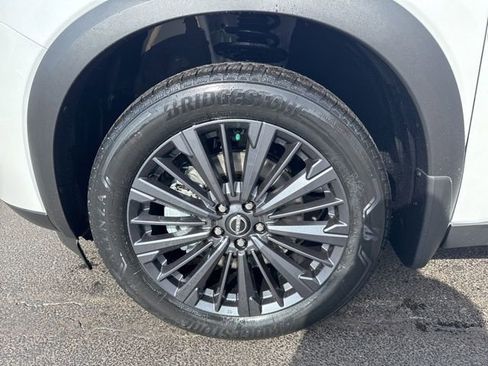 New 2026 Nissan Pathfinder SL AWD/4WD image 11