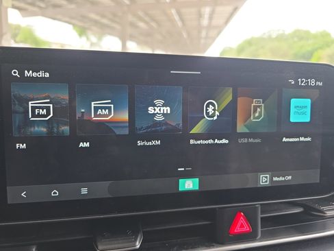 Used 2025 Kia Carnival image 13