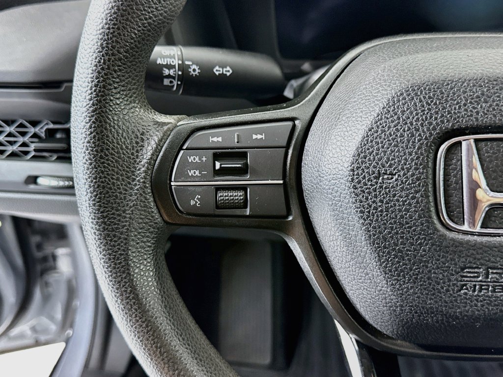 Certified 2023 Honda Accord LX image 11