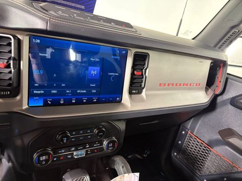 Used 2024 Ford Bronco Raptor AWD/4WD image 16