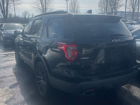 Used 2017 Ford Explorer Sport w/ Equipment Group 401A image 6