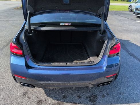 Used 2023 BMW M550i xDrive w/ Shadowloine Package AWD/4WD image 12