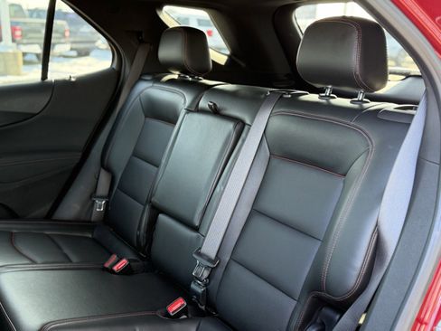 Used 2022 Chevrolet Equinox RS w/ RS Leather Package image 11
