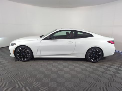 Used 2026 BMW 430i Coupe w/ M Sport Package image 2