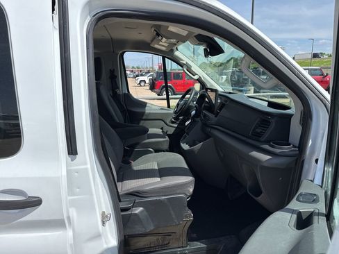 Used 2022 Ford Transit 350 XLT image 13
