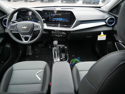 New 2026 Chevrolet Trax LT w/ Driver Confidence Package image 6