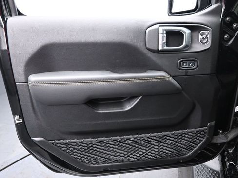 Used 2021 Jeep Wrangler Unlimited Sahara image 28