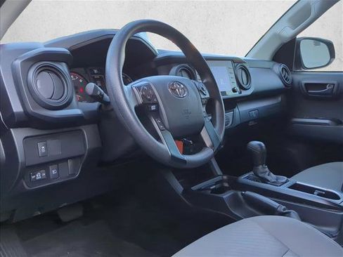 Used 2022 Toyota Tacoma SR w/ SR Convenience Package image 8