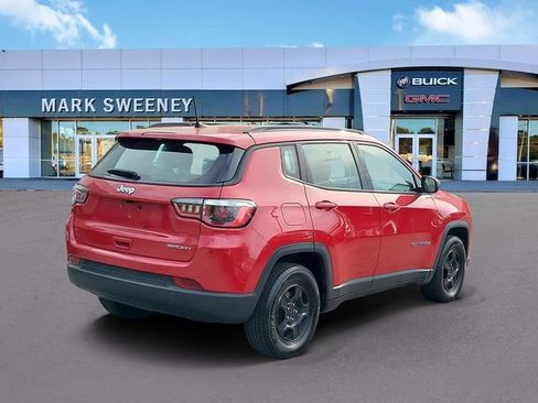 Used 2019 Jeep Compass Sport w/ Tech Group FWD image 32