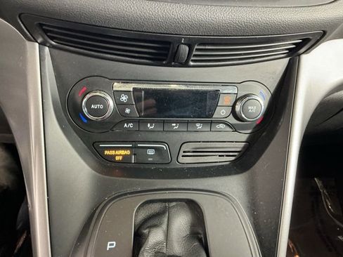 Used 2016 Ford Escape SE w/ Equipment Group 201A image 34