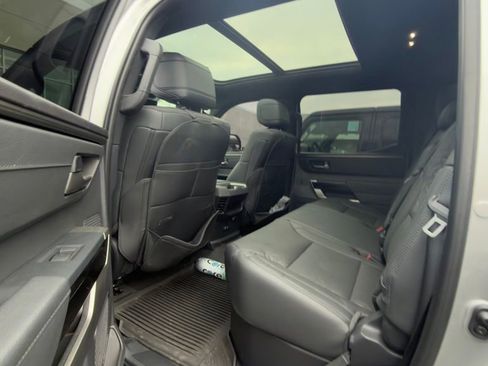 Used 2025 Toyota Tundra Limited AWD/4WD image 8