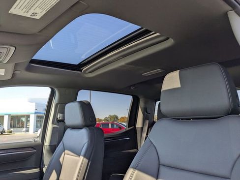 New 2026 Chevrolet Silverado 1500 LTZ w/ LTZ Premium Package image 17