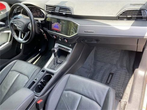 Used 2022 Audi Q3 2.0T Premium image 6