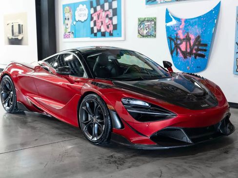 Used 2018 McLaren 720S image 4