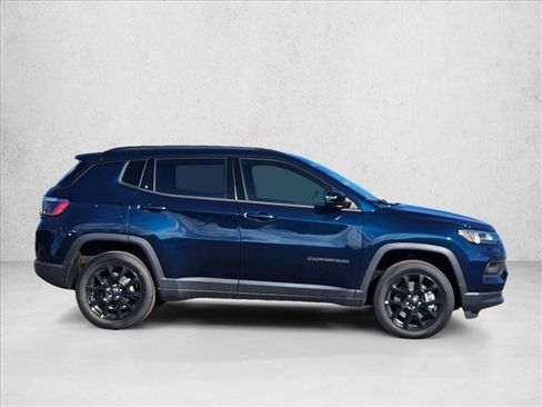 New 2026 Jeep Compass Latitude AWD/4WD image 5