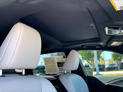 Used 2023 Lexus RX 350 Premium w/ Accessory Package AWD/4WD image 14