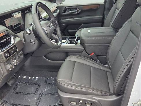 New 2026 GMC Yukon Denali w/ Advanced Technology Package RWD image 11