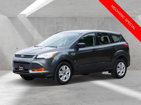 Used 2015 Ford Escape S FWD image 6