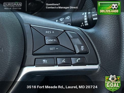 Used 2024 Nissan Kicks SV FWD image 23