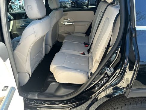 New 2026 Mercedes-Benz GLB 250 image 23